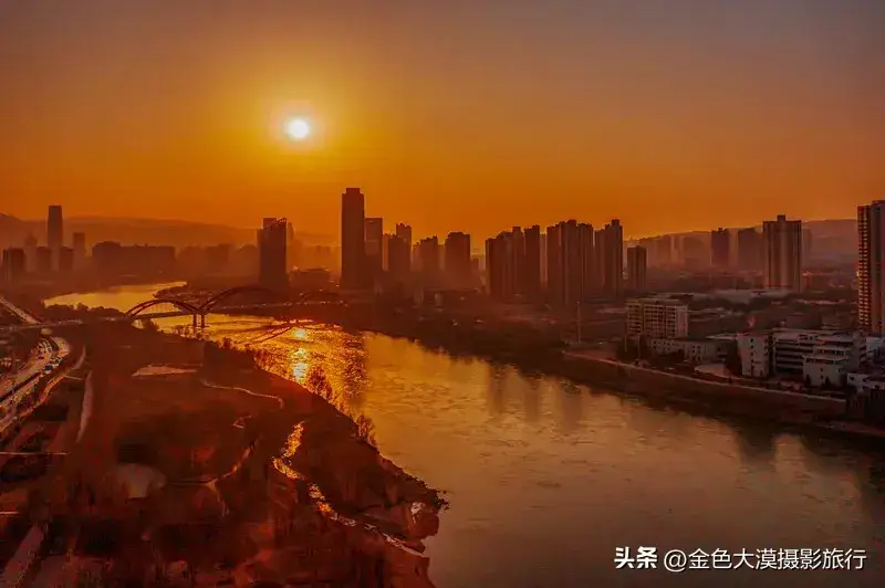 神神探苍_神苍夜的真实身份_英雄联盟神探苍解说