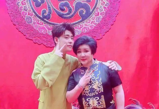 张云雷父亲张文波_张云雷波波思奈普_张云雷波波斯奈普
