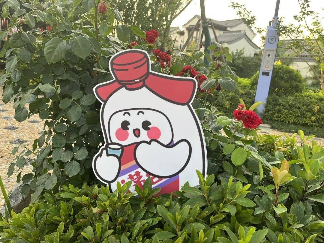 乱舞是谁_svc乱舞千年百度百科_百花乱舞手游下载