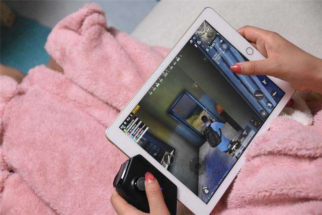 为什么ipad玩微信搜不了附近得人_玩微信附近的人_微信ipad登录附近的人赚钱