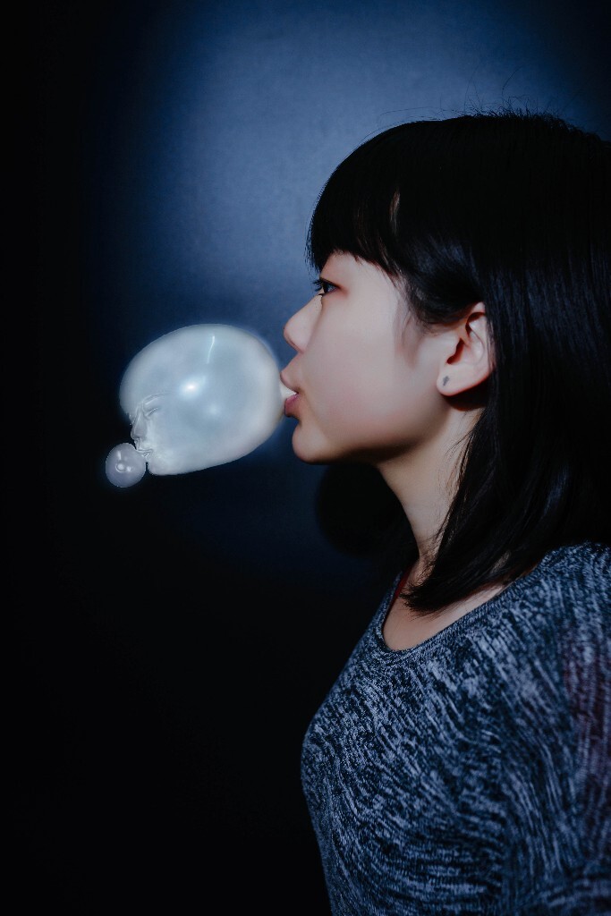 怎么吹泡泡糖简单的_泡泡糖吹法的视频_泡泡糖吹法简单的
