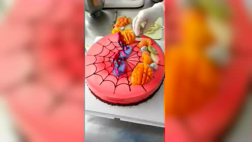 食谱蜘蛛蛋糕_蜘蛛侠蛋糕做法_蜘蛛侠蛋糕蜘蛛网怎么做