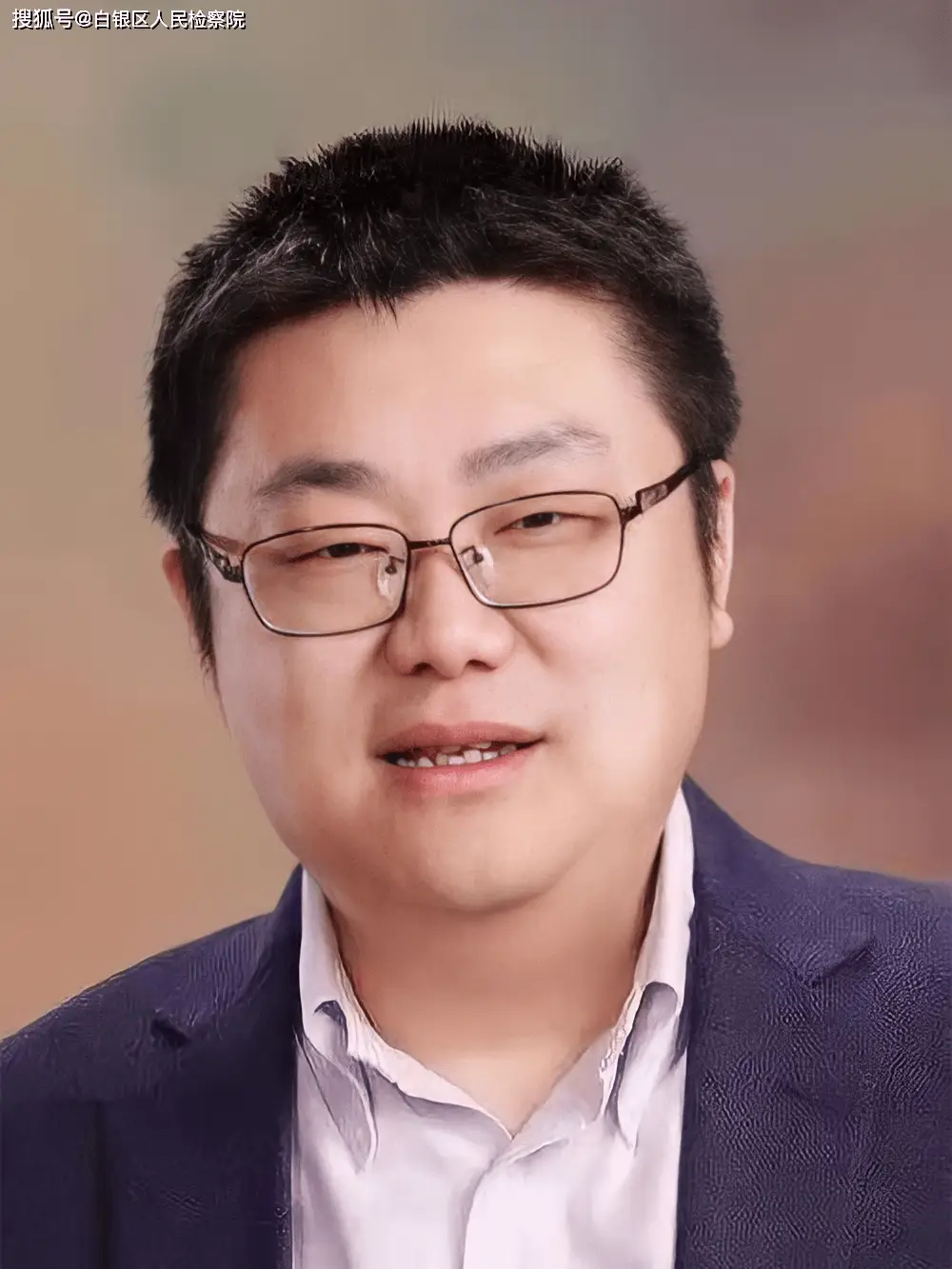 电鱼视频实拍捕鱼器电鱼_机电鱼的照片_咸水电鱼机电路图