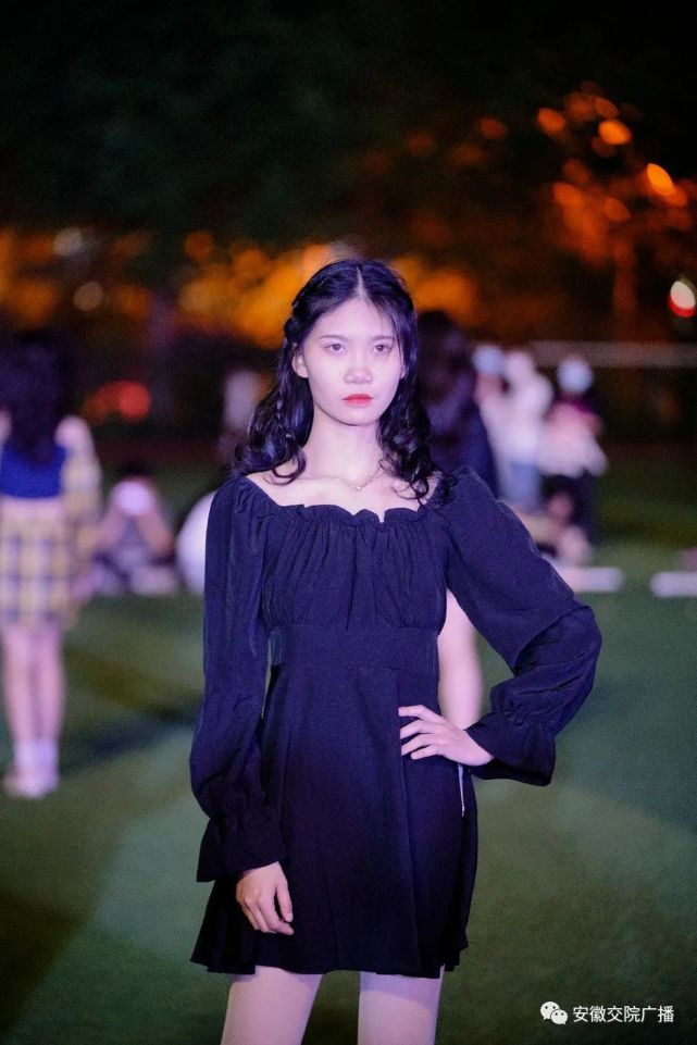 清纯少女火辣辣_清纯少女火辣辣_清纯少女火辣辣