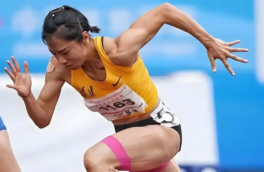 4x100接力赛视频_4x100接力赛教学视频_接力赛小视频